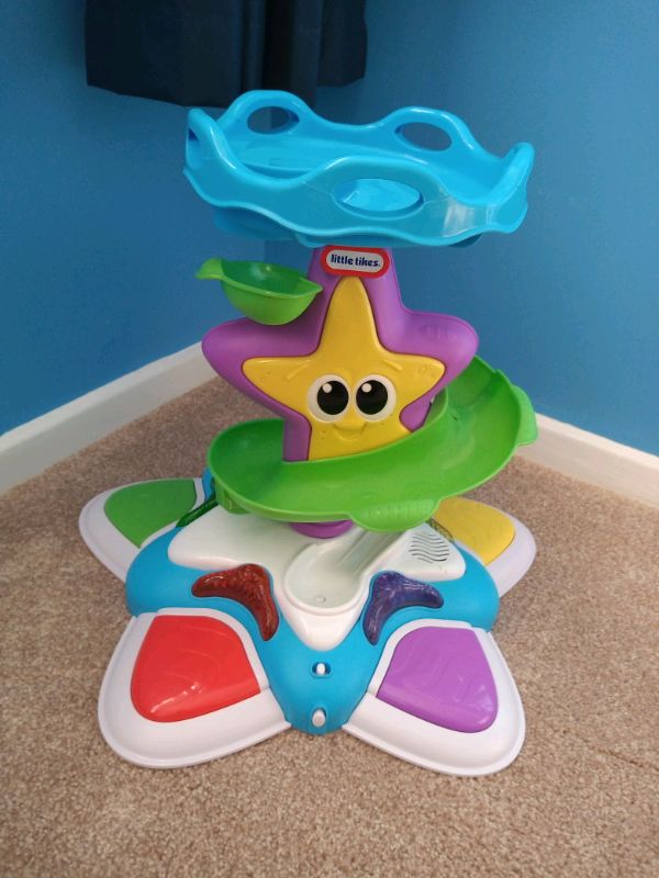 little tikes little ocean explorer's stand n dance starfish